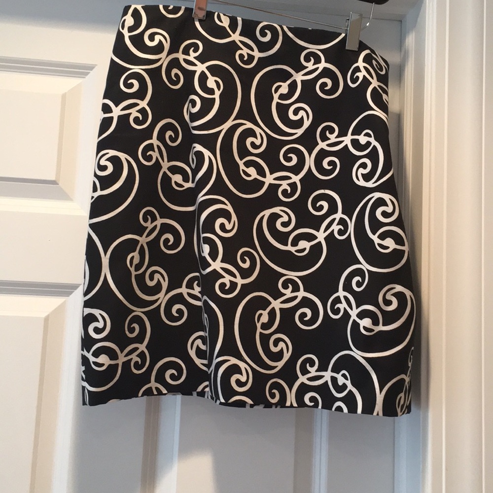 Black skirt